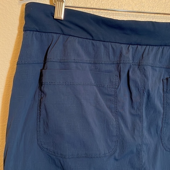 Athleta Navy Blue Cargo Skirt Size 16T - Picture 8 of 15